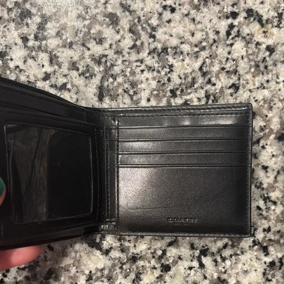 Brand New Men’s Coach Wallet-  Black - Picture 4 of 5